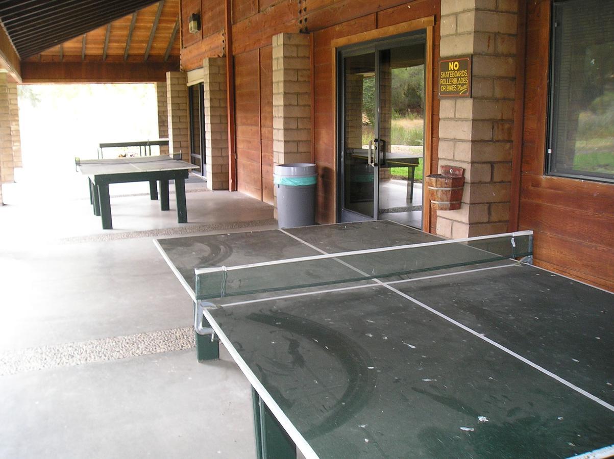 San Benito Camping Resort One-Bedroom Cabin 9 Paicines Ngoại thất bức ảnh